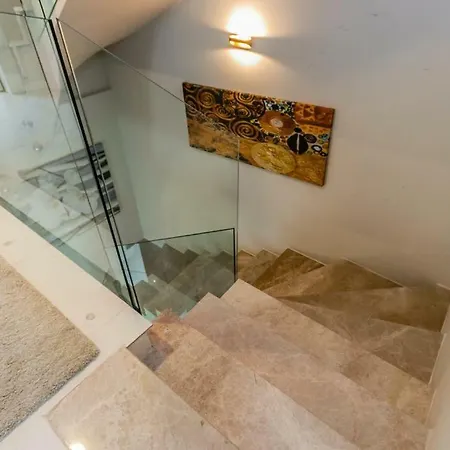 Villa Lara Villas